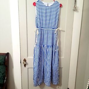 Gorgeous Maxi Dress By AVARA, Size L